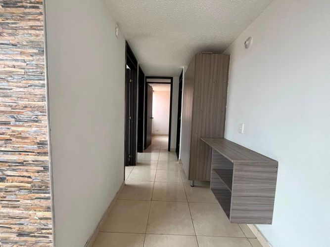 Apartamento de 3 alcobas en venta en Cr. El Triunfo Et. Iv, Soacha, 54 m² · foto 10 de 14