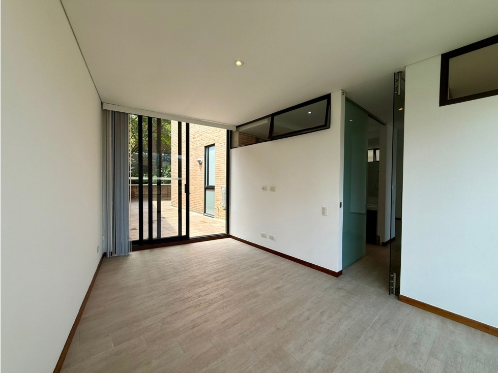 Apartamento en arriendo en El Poblado, Medellín · foto 13 de 24