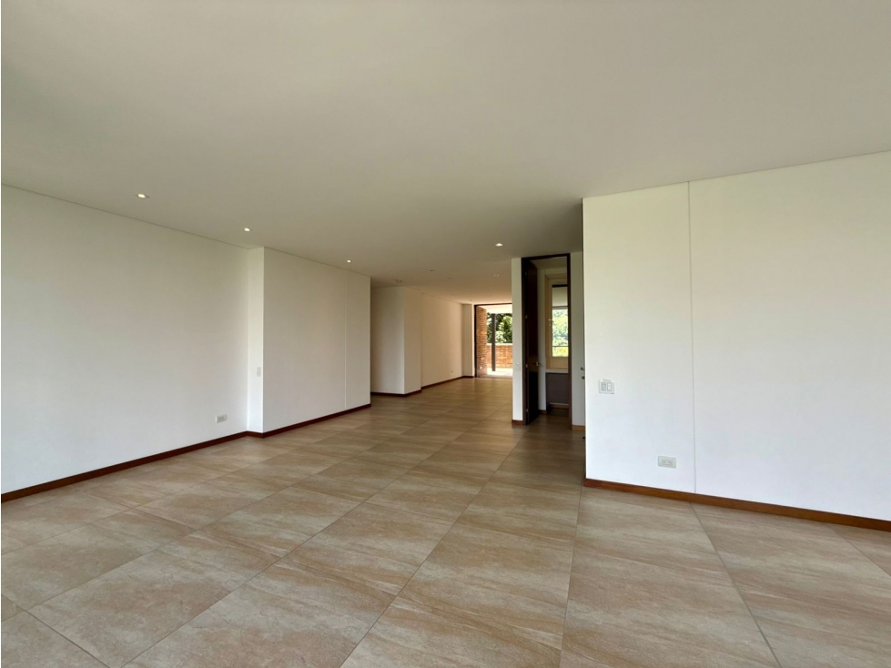Apartamento en arriendo en El Poblado, Medellín · foto 14 de 24