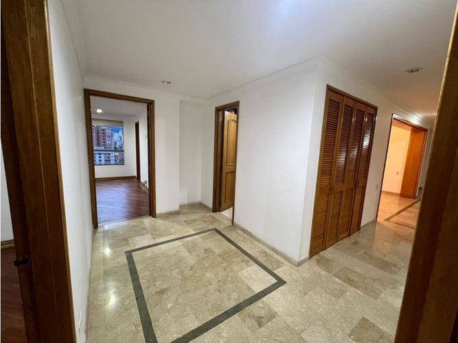 Apartamento de 3 alcobas en arriendo en El Poblado, Rionegro, 226 m² · foto 9 de 24