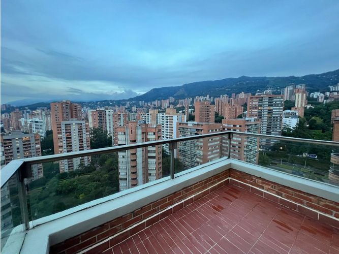 Apartamento de 3 alcobas en arriendo en El Poblado, Rionegro, 226 m² · foto 20 de 24