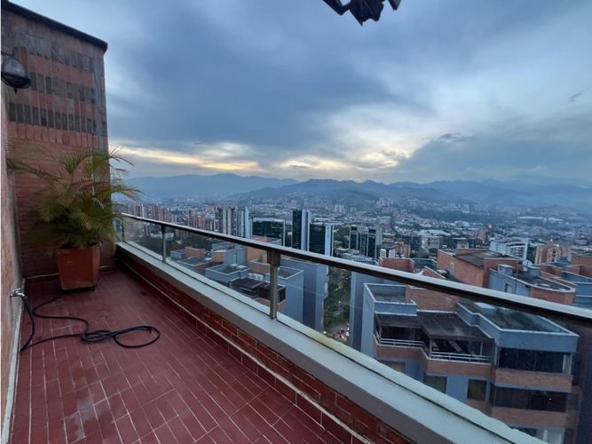 Apartamento de 3 alcobas en arriendo en El Poblado, Rionegro, 226 m² · foto 21 de 24