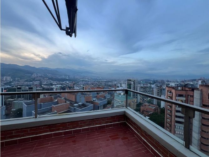 Apartamento de 3 alcobas en arriendo en El Poblado, Rionegro, 226 m² · foto 22 de 24