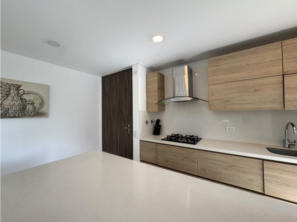 Apartamento en arriendo en El Poblado, Medellín · foto 5 de 23