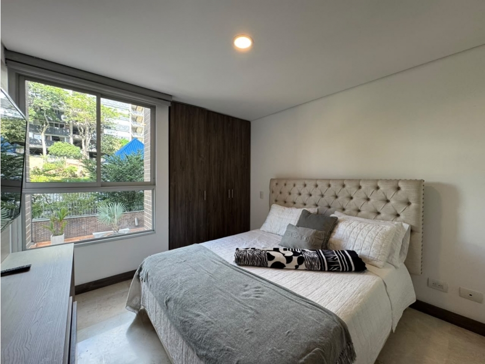 Apartamento en arriendo en El Poblado, Medellín · foto 9 de 23