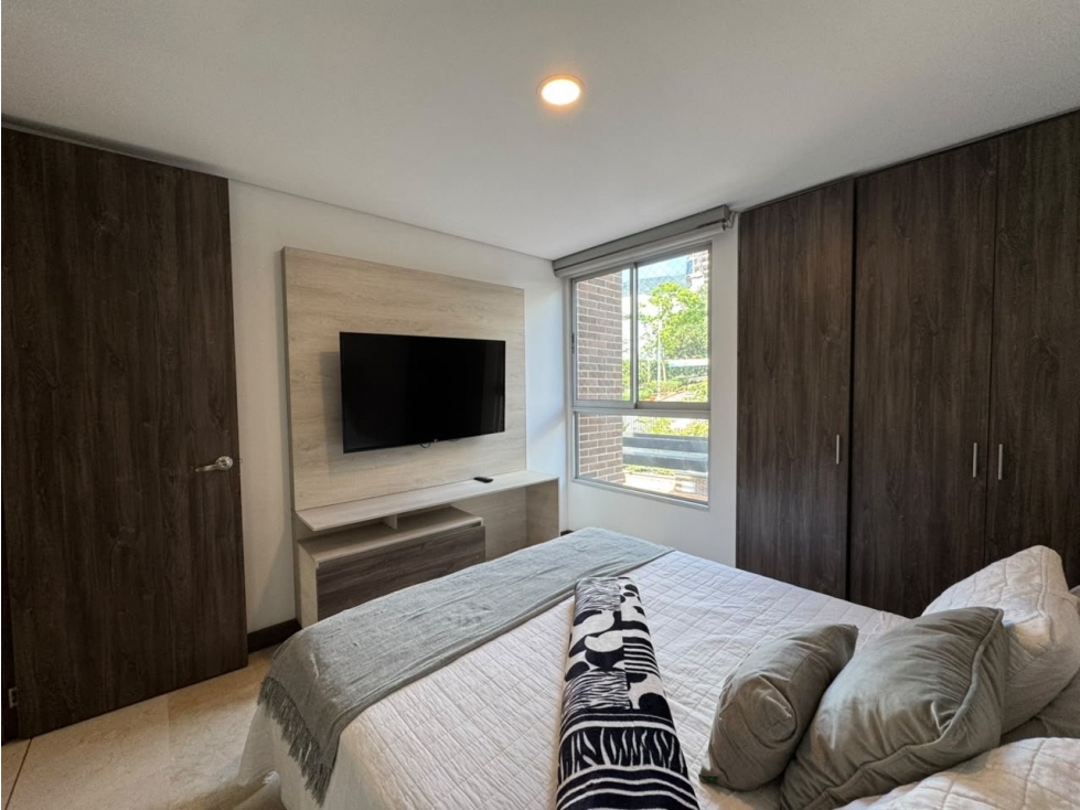 Apartamento en arriendo en El Poblado, Medellín · foto 11 de 23