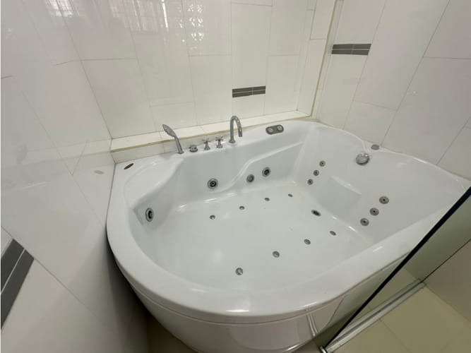 Apartamento de 4 alcobas en arriendo en El Poblado, Rionegro, 300 m² · foto 11 de 24