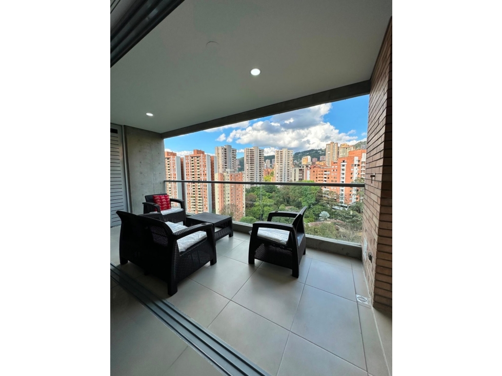 Apartamento en arriendo en El Poblado, Medellín · foto 6 de 12