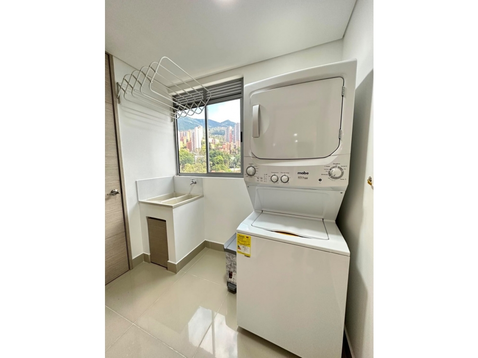 Apartamento en arriendo en El Poblado, Medellín · foto 12 de 12
