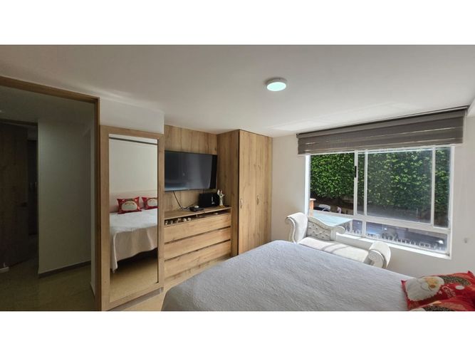 Apartamento de 3 alcobas en arriendo en Los Naranjos, Medellín, 136 m² · foto 8 de 22