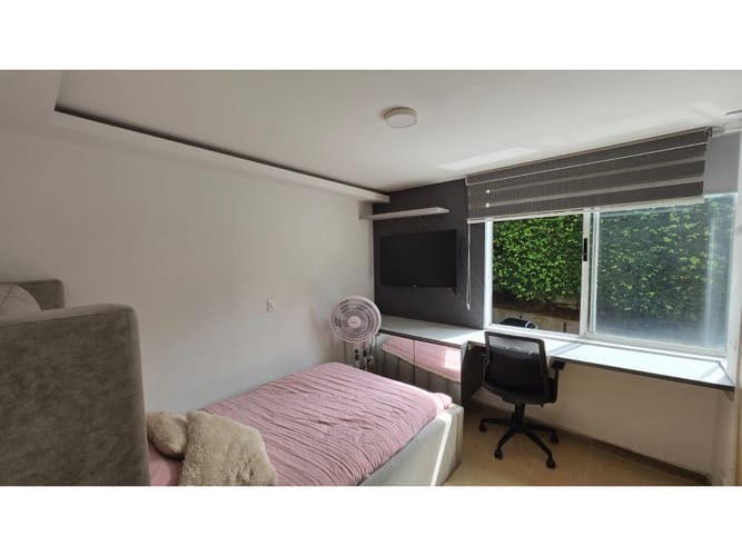 Apartamento de 3 alcobas en arriendo en Los Naranjos, Medellín, 136 m² · foto 12 de 22
