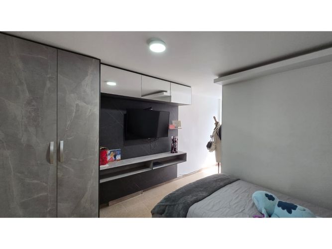 Apartamento de 3 alcobas en arriendo en Los Naranjos, Medellín, 136 m² · foto 13 de 22
