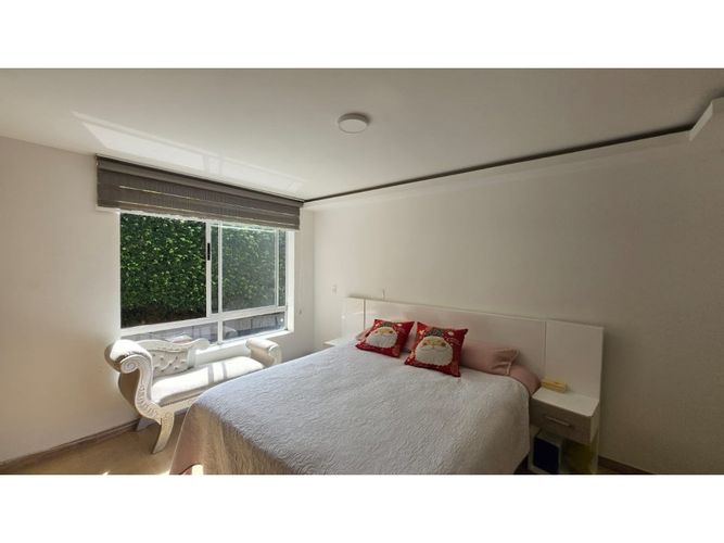 Apartamento de 3 alcobas en arriendo en Los Naranjos, Medellín, 136 m² · foto 14 de 22