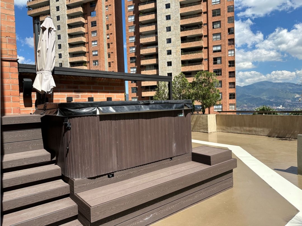 Apartamento en arriendo en El Poblado, Medellín · foto 14 de 24