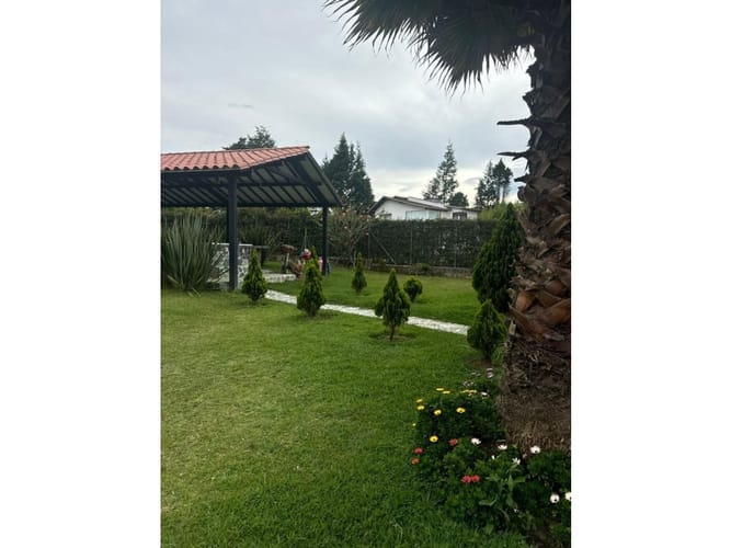 Casa de 6 alcobas en arriendo en Bellavista, Guarne, 350 m² · foto 18 de 21