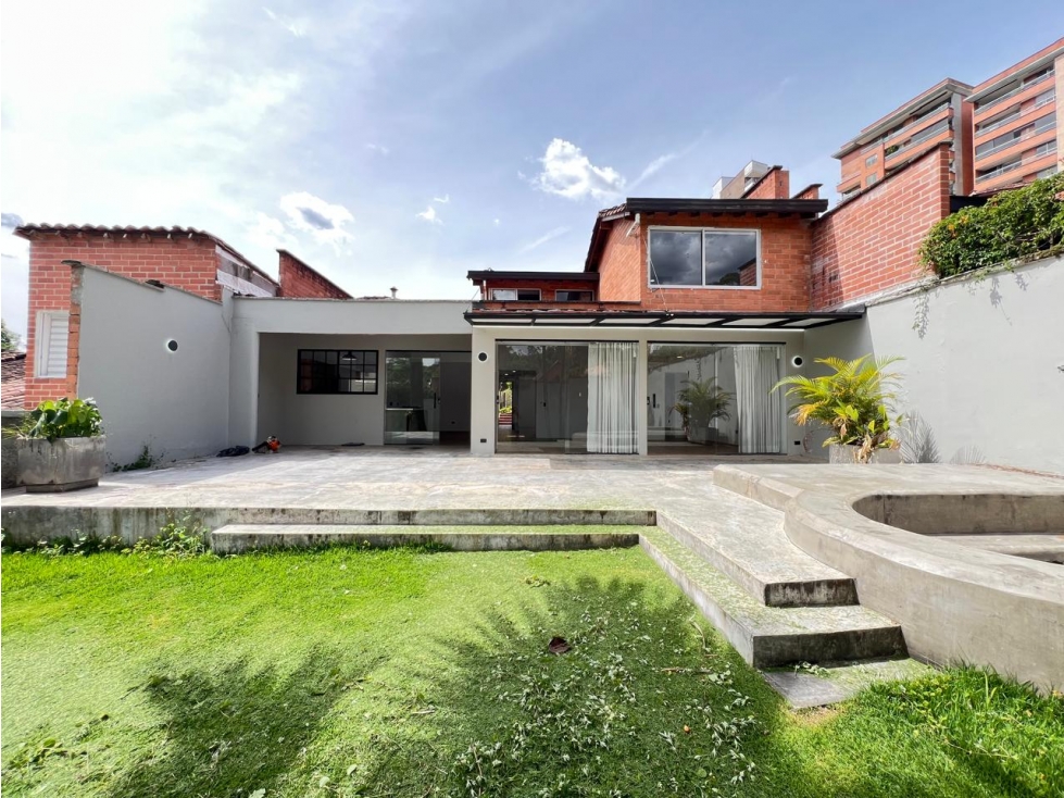 Casa en Arriendo en Loma Benedictinos, Rionegro