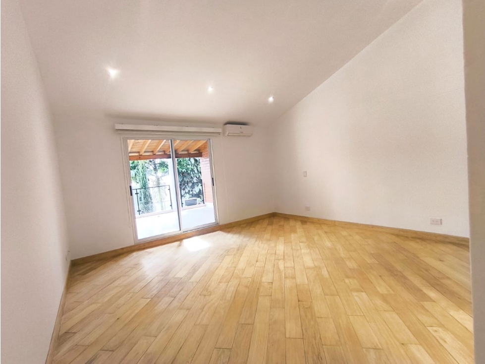 Apartamento en arriendo en El Poblado, Medellín · foto 9 de 24