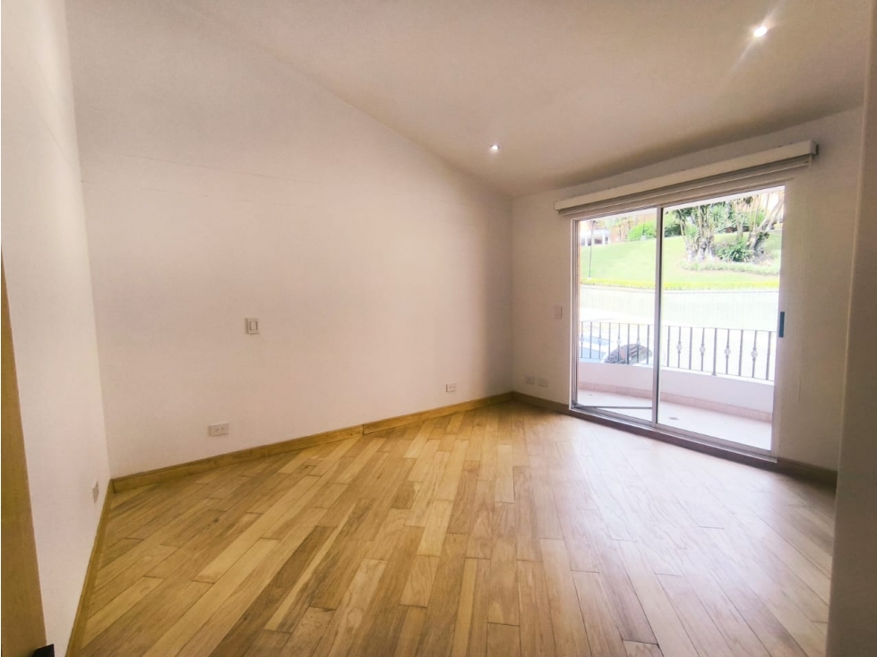 Apartamento en arriendo en El Poblado, Medellín · foto 11 de 24