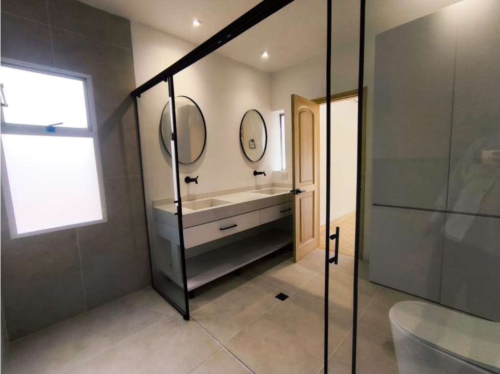 Apartamento en arriendo en El Poblado, Medellín · foto 13 de 24