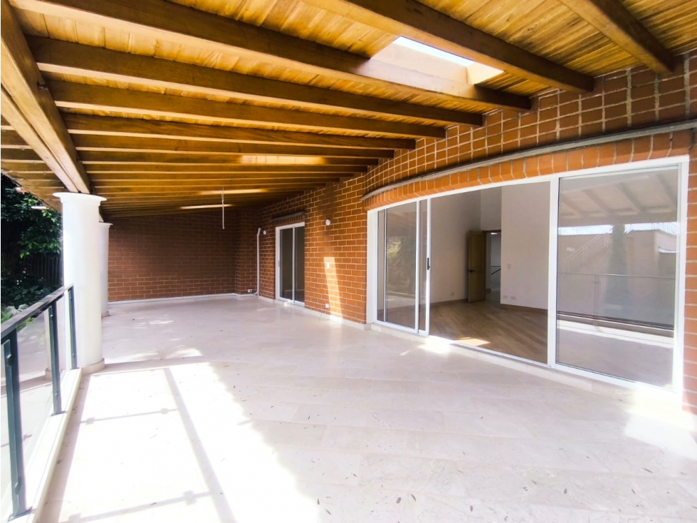 Apartamento en arriendo en El Poblado, Medellín · foto 16 de 24
