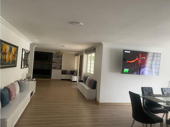 Casa de 5 alcobas en arriendo en El Porvenir, Guarne, 400 m² · foto 8 de 24