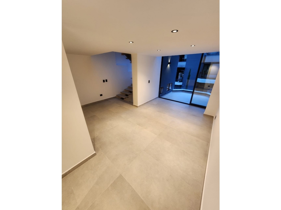 Casa en arriendo en El Poblado, Medellín · foto 5 de 19