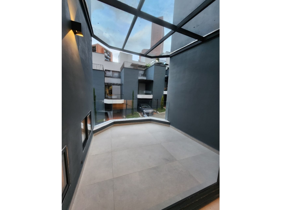 Casa en arriendo en El Poblado, Medellín · foto 18 de 19
