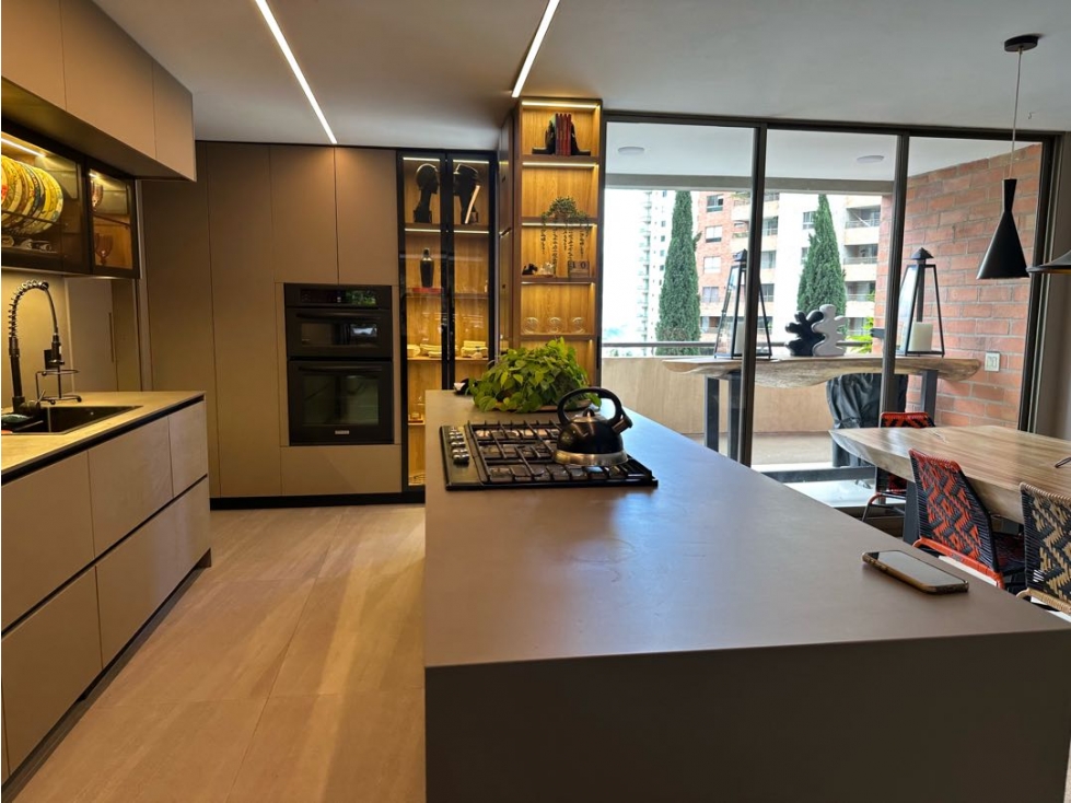 Apartamento en arriendo en El Poblado, Medellín · foto 22 de 24