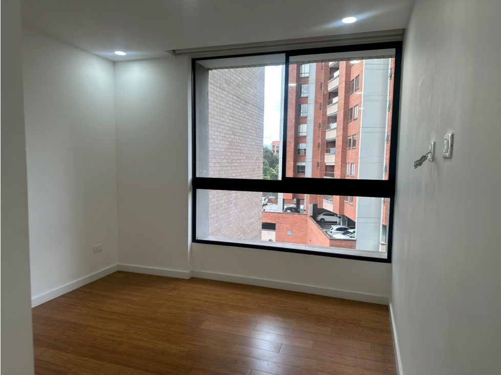 Apartamento en arriendo en El Poblado, Medellín · foto 9 de 24