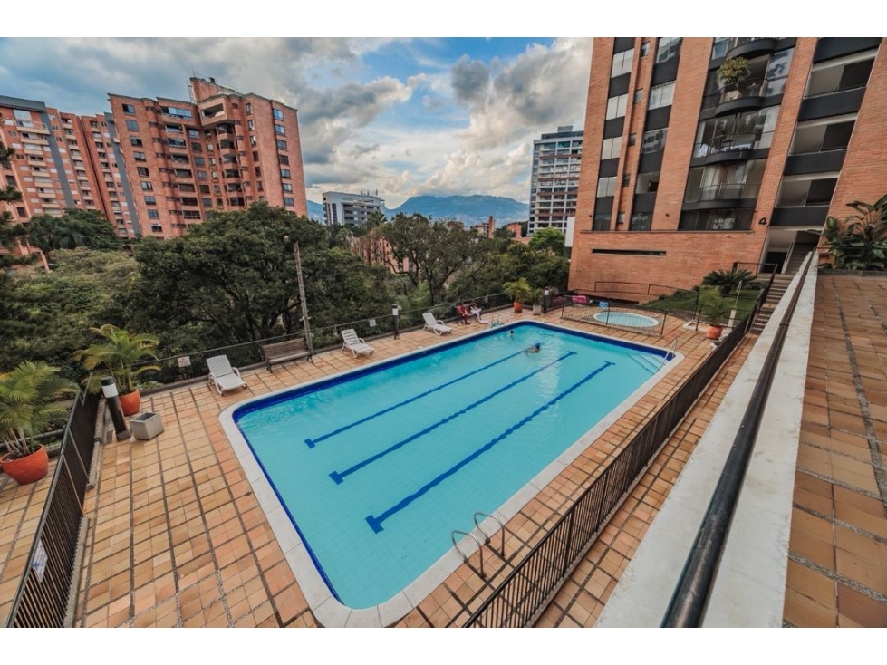 Apartamento en arriendo en El Poblado, Medellín · foto 13 de 24