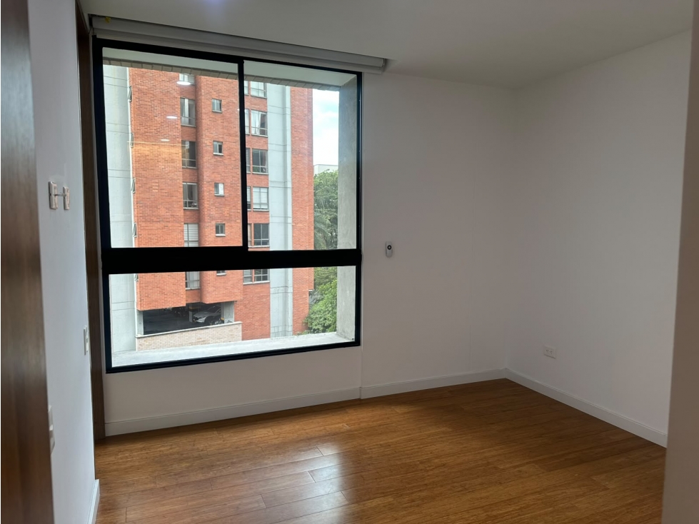 Apartamento en arriendo en El Poblado, Medellín · foto 12 de 24