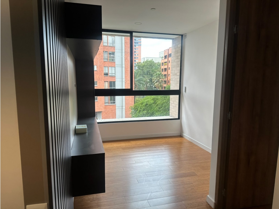 Apartamento en arriendo en El Poblado, Medellín · foto 14 de 24