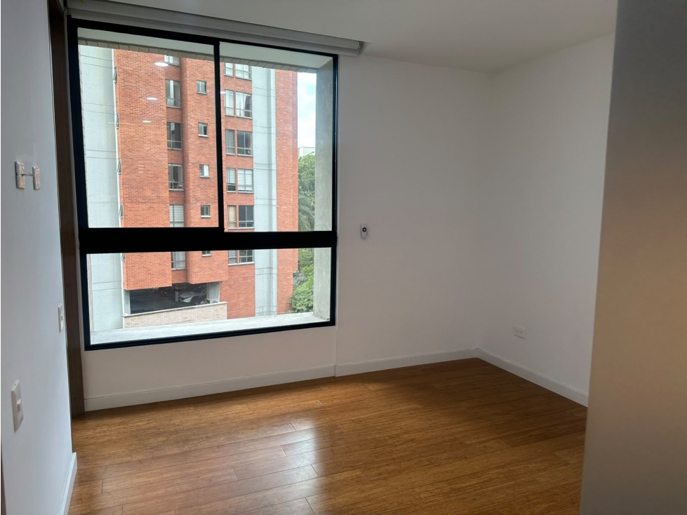 Apartamento en arriendo en El Poblado, Medellín · foto 18 de 24