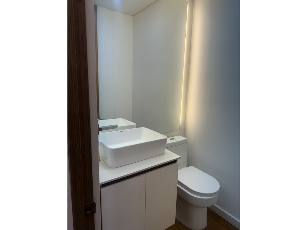 Apartamento en arriendo en El Poblado, Medellín · foto 23 de 24