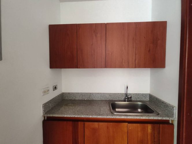 Oficina en arriendo en Altos Del Poblado, Medellín, 54 m² · foto 5 de 11