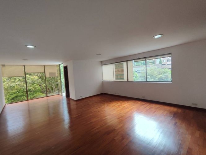 Oficina en arriendo en Altos Del Poblado, Medellín, 54 m² · foto 7 de 11