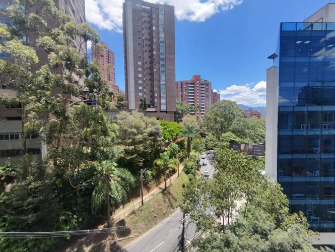 Oficina en arriendo en Altos Del Poblado, Medellín, 54 m² · foto 11 de 11