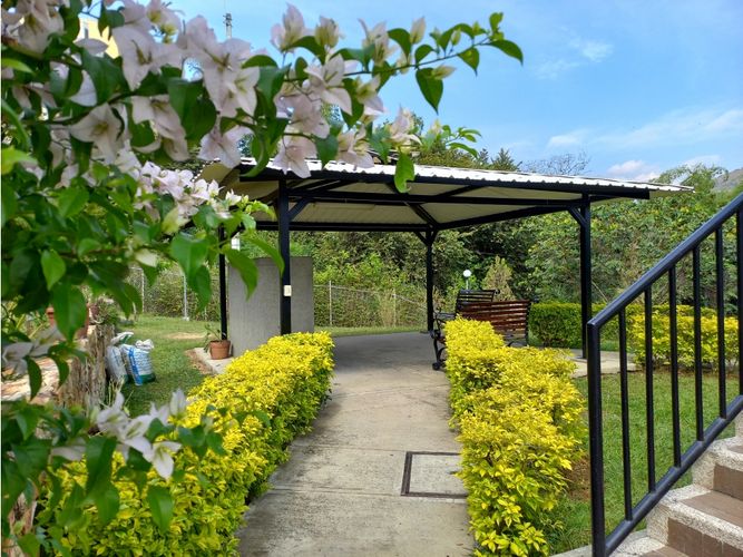 Apartamento de 2 alcobas en venta en Aguacatal, Cali, 61 m² · foto 4 de 24