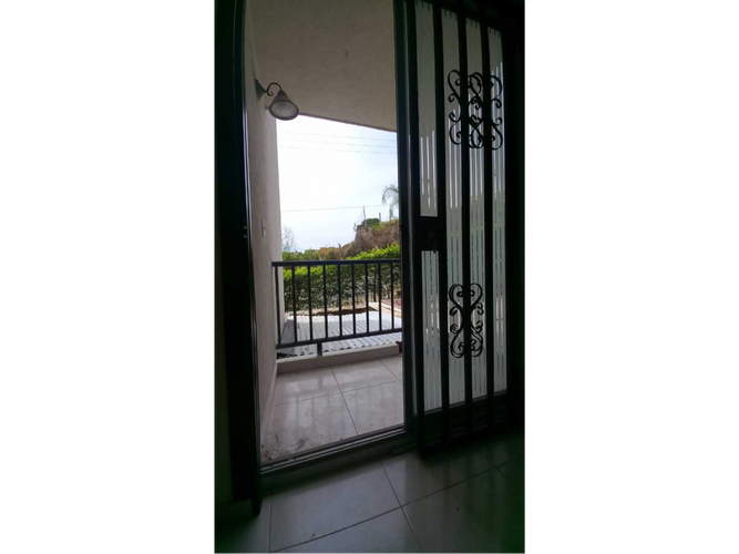 Apartamento de 2 alcobas en venta en Aguacatal, Cali, 61 m² · foto 10 de 24