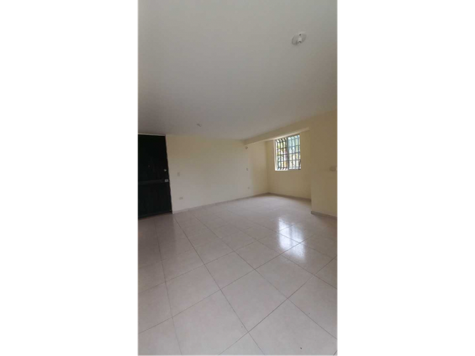 Apartamento de 2 alcobas en venta en Aguacatal, Cali, 61 m² · foto 15 de 24