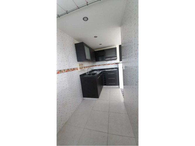 Apartamento de 2 alcobas en venta en Aguacatal, Cali, 61 m² · foto 17 de 24