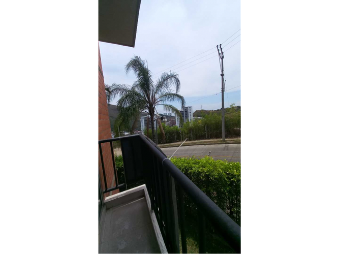 Apartamento de 2 alcobas en venta en Aguacatal, Cali, 61 m² · foto 19 de 24