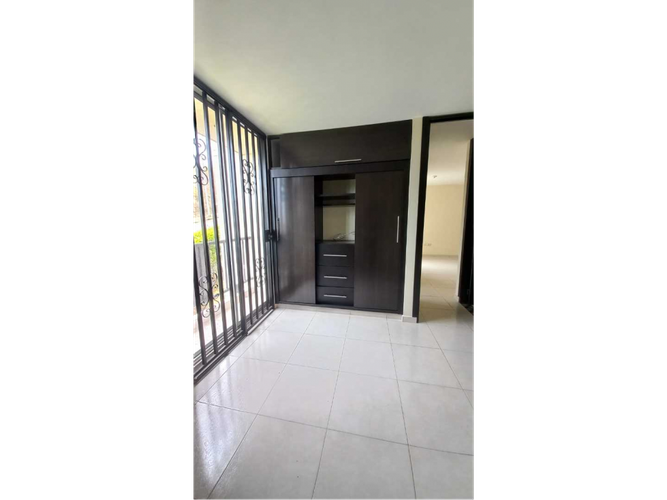 Apartamento de 2 alcobas en venta en Aguacatal, Cali, 61 m² · foto 20 de 24