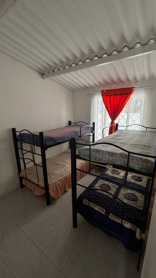 Casa de 5 alcobas en venta en Ub. Vasconia, Ibagué, 120 m² · foto 10 de 20
