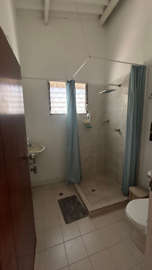 Casa de 5 alcobas en venta en Ub. Vasconia, Ibagué, 120 m² · foto 13 de 20