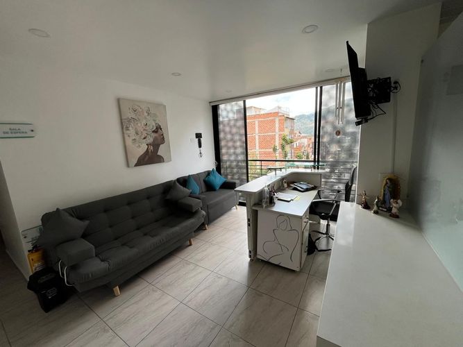 Apartamento de 3 alcobas en venta en Cabañas, Bello, 68 m² · foto 12 de 24