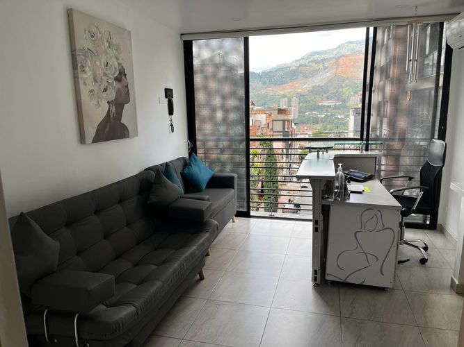 Apartamento de 3 alcobas en venta en Cabañas, Bello, 68 m² · foto 14 de 24