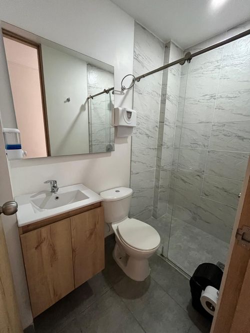 Apartamento de 3 alcobas en venta en Cabañas, Bello, 68 m² · foto 7 de 24