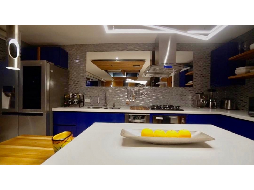 Apartamento en arriendo en El Poblado, Medellín · foto 8 de 17