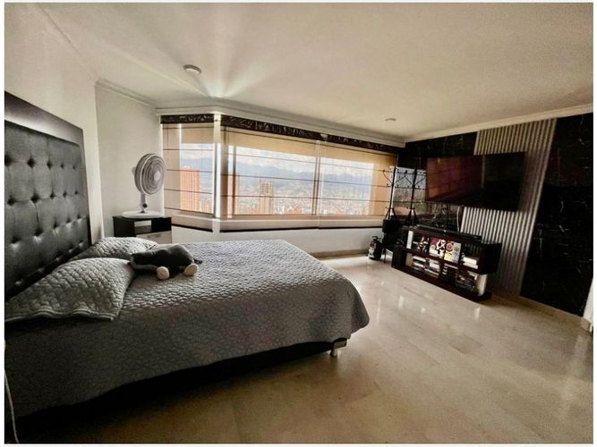 Apartamento de 4 alcobas en arriendo en Los Balsos, Medellín, 450 m² · foto 16 de 20